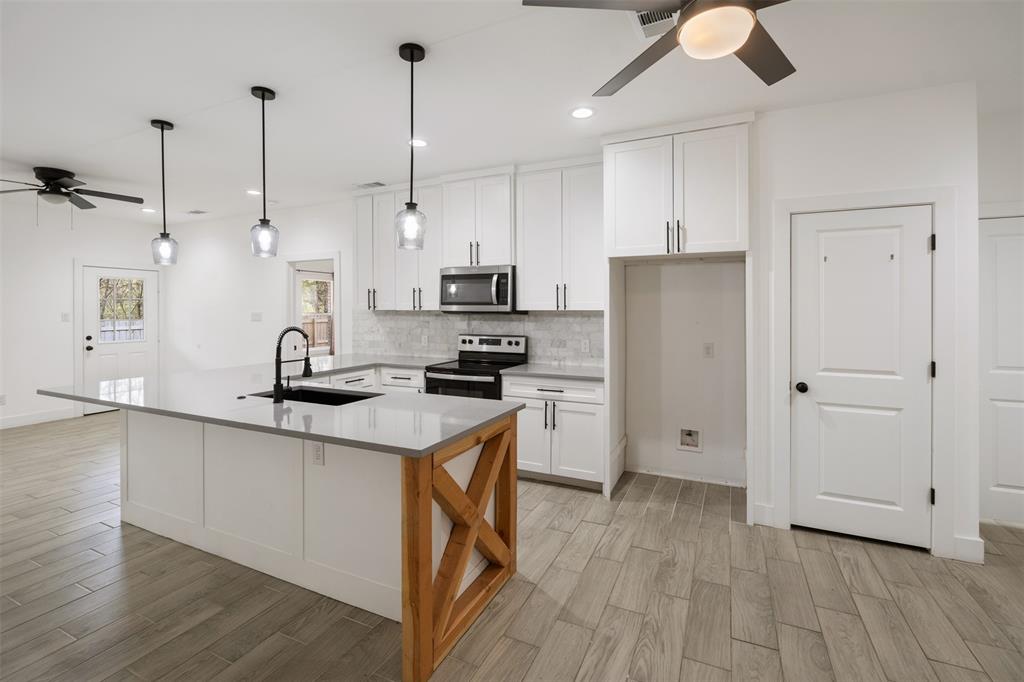 Del Mar Sub - Residential