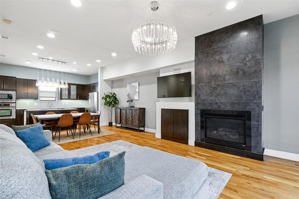 4618 Cedar Spgs Condo - Residential