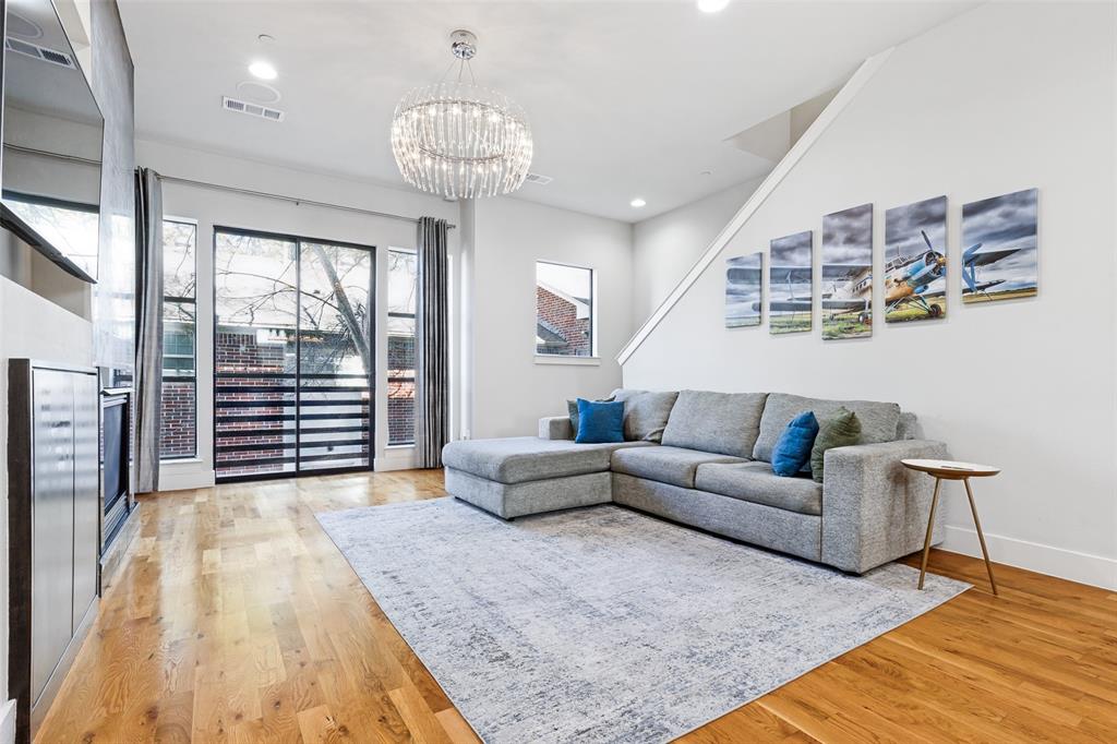 4618 Cedar Spgs Condo - Residential