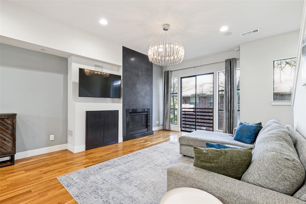 4618 Cedar Spgs Condo - Residential