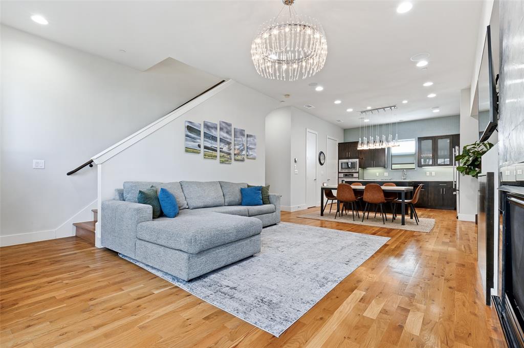 4618 Cedar Spgs Condo - Residential