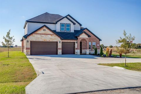 8024 Harvest Drive Grandview TX 76050