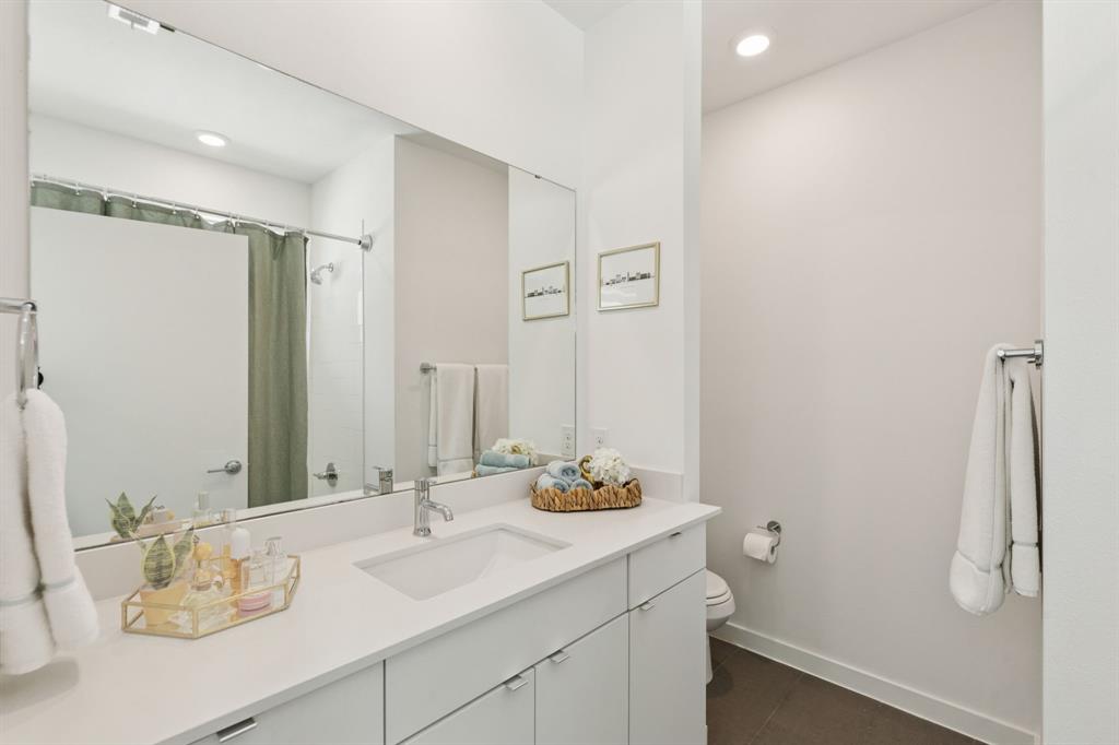 College Hill - Residential