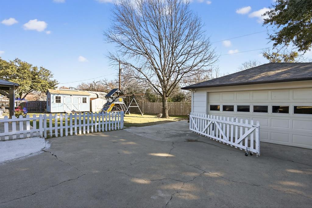 Edgewood Estate - Residential