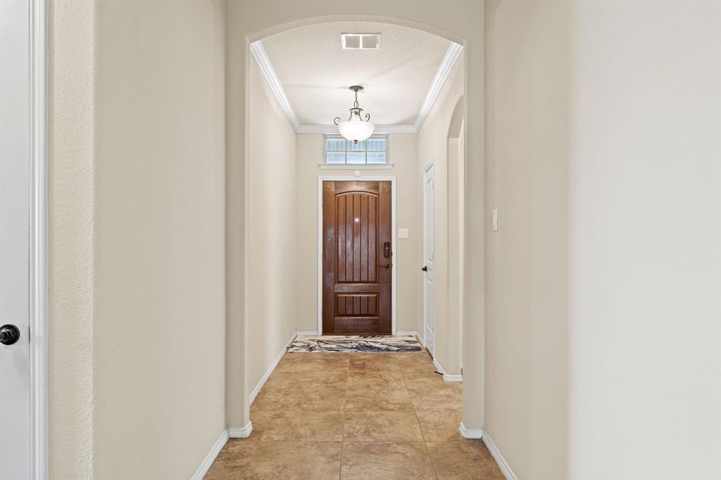 8400 Sioux Trail