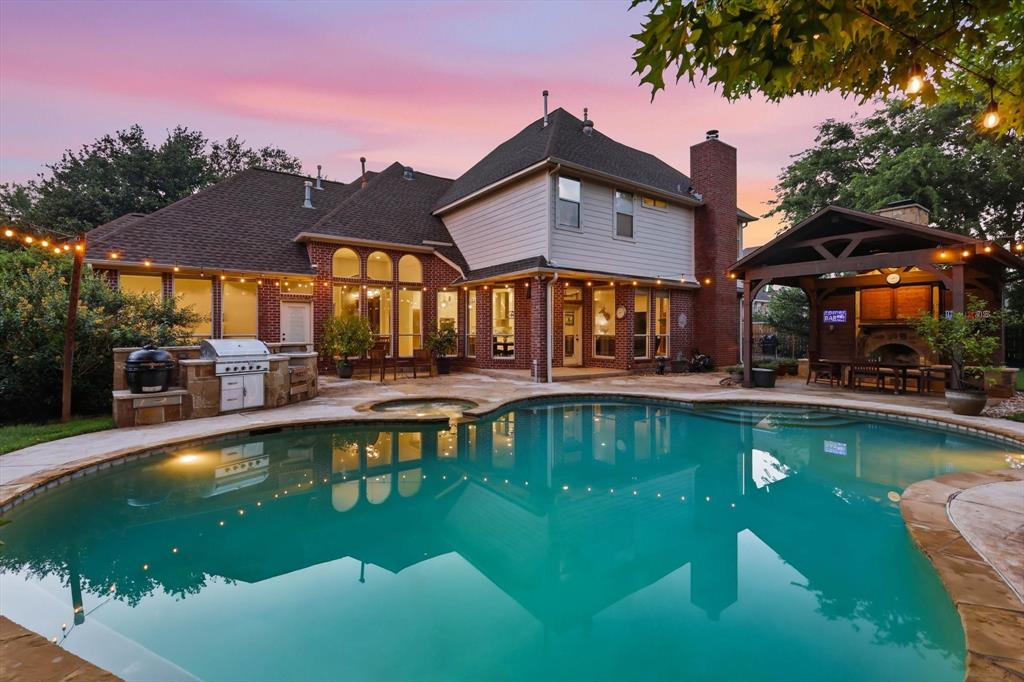 909 Chimney Hill Trail