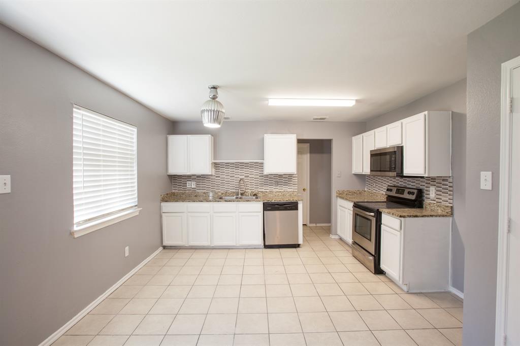 McKinney, Texas 75071, United States, 3 Bedrooms Bedrooms, ,3 BathroomsBathrooms,Residential,Active,174537