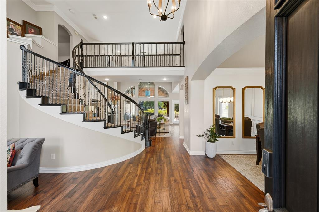 1530 Fairlakes Pointe Drive
