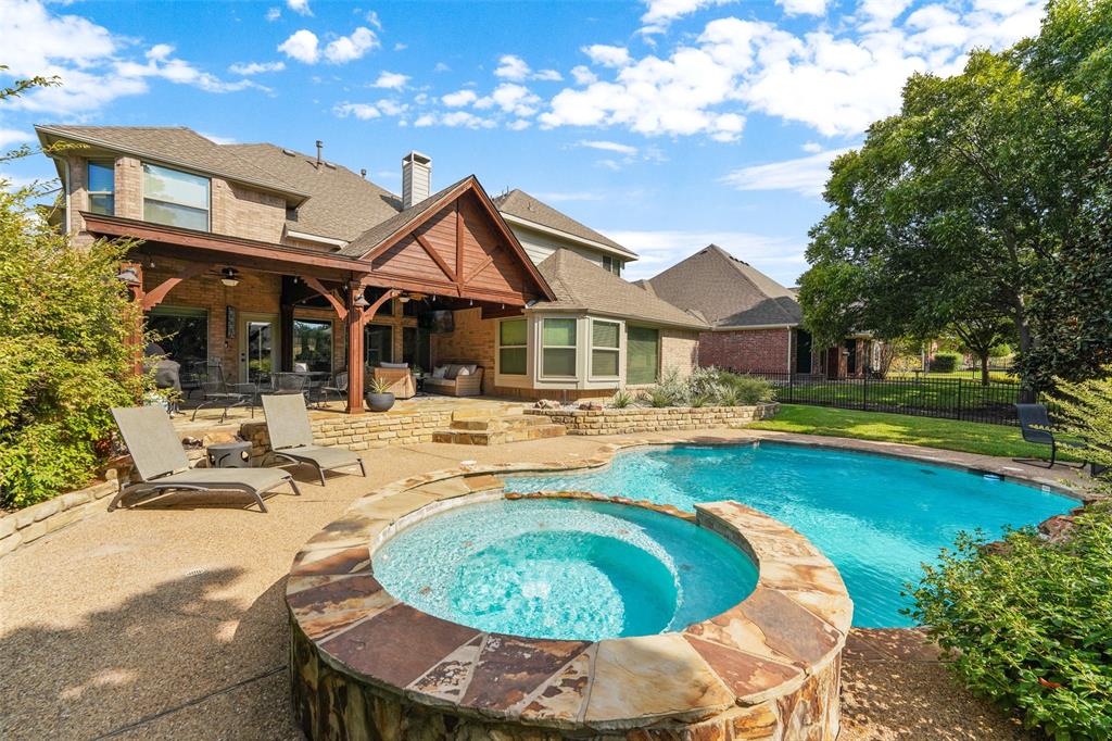 1530 Fairlakes Pointe Drive
