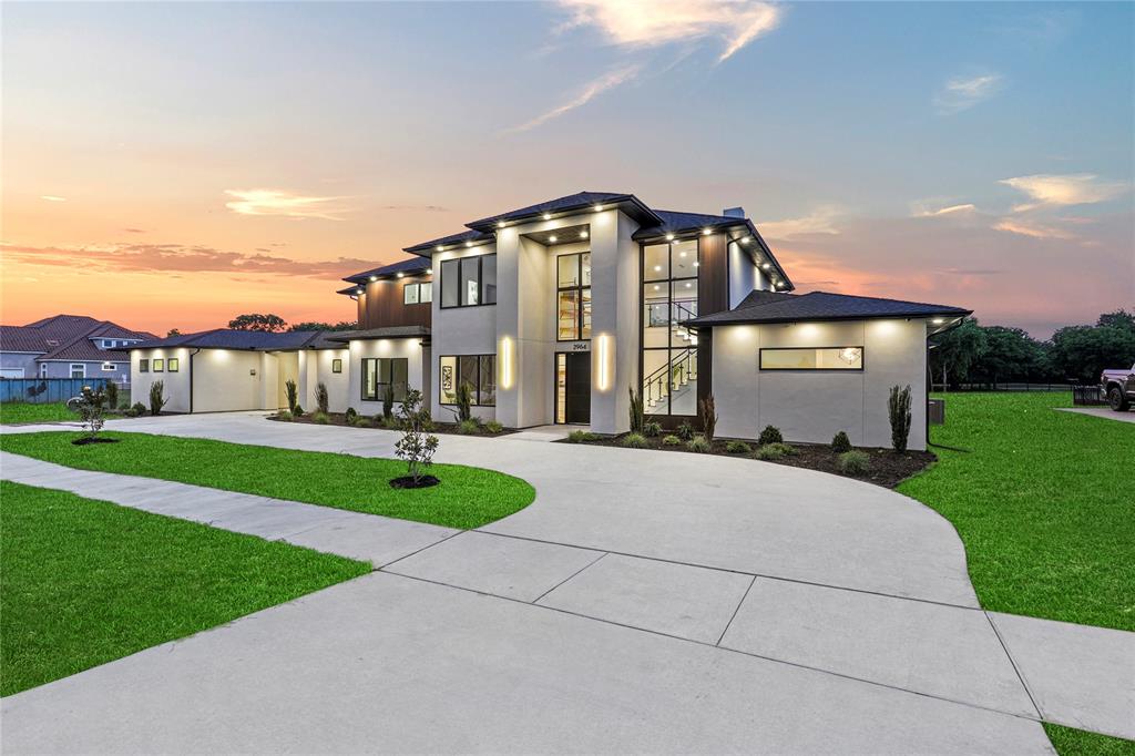 2964 Pinehurst