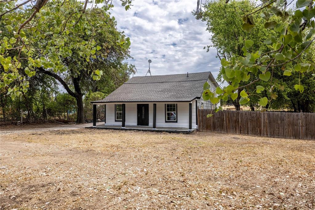 View Springtown, TX 76082 house