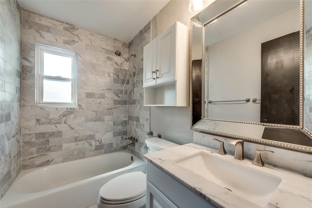 Cloverdale 02 Rev - Residential
