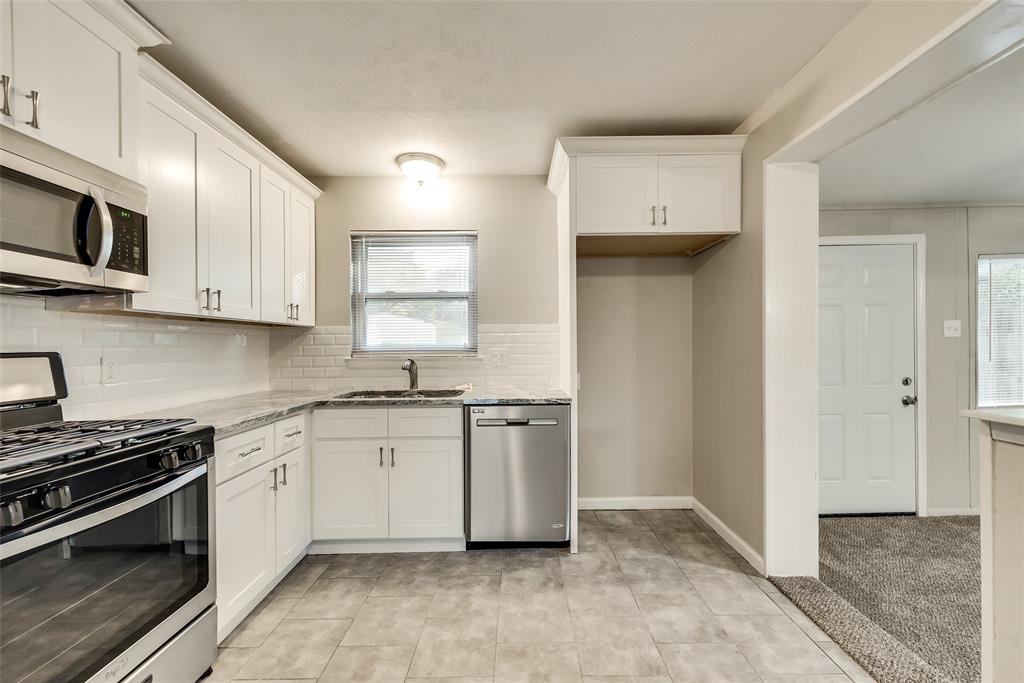 Cloverdale 02 Rev - Residential