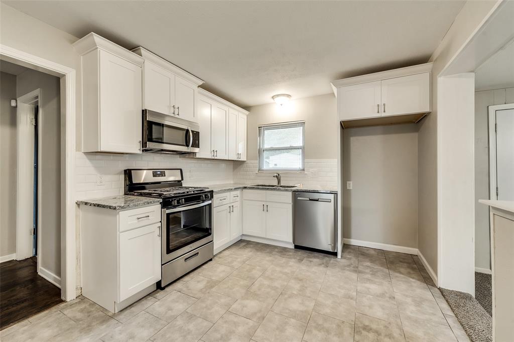Cloverdale 02 Rev - Residential