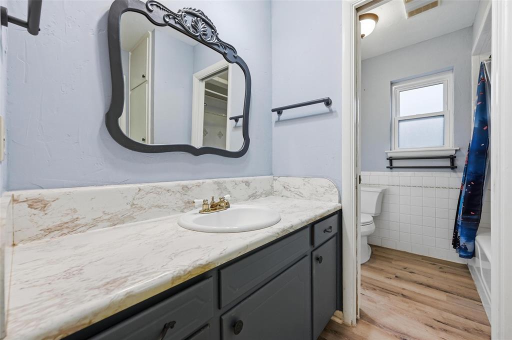 Mc Knight Manor West Add - Residential