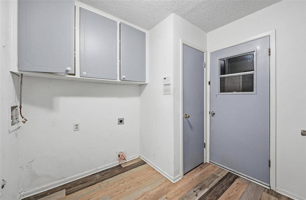 Mc Knight Manor West Add - Residential