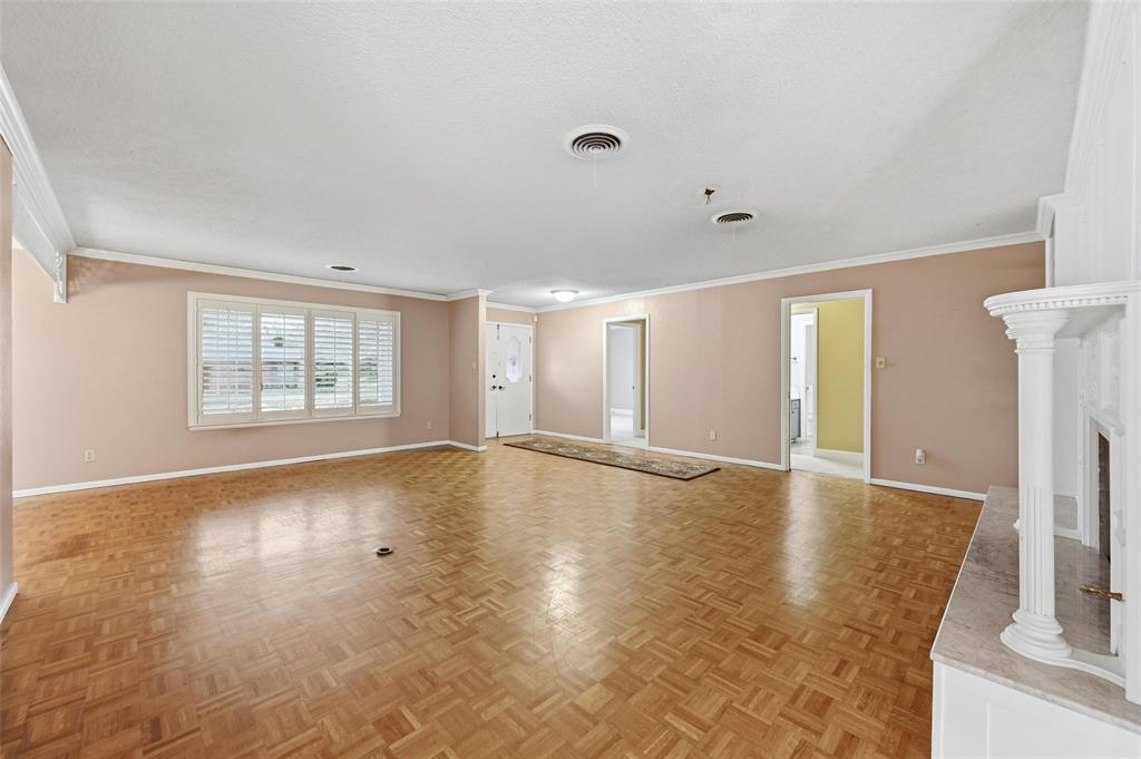 Mc Knight Manor West Add - Residential