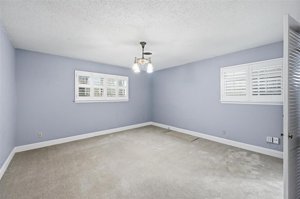 Mc Knight Manor West Add - Residential