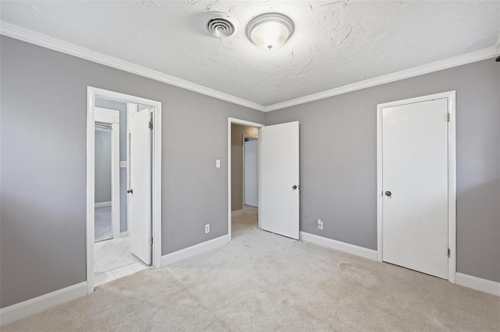 Mc Knight Manor West Add - Residential