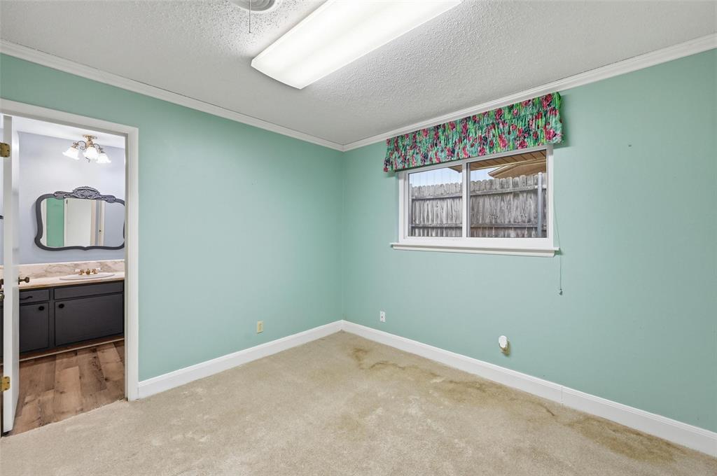 Mc Knight Manor West Add - Residential