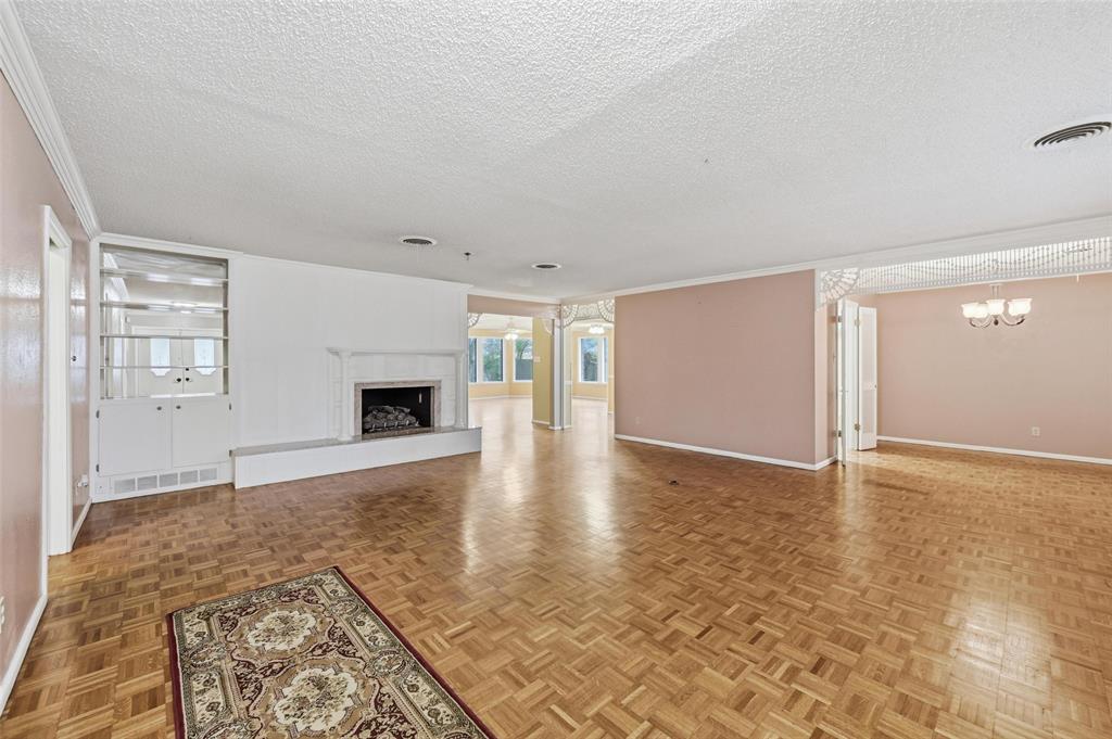 Mc Knight Manor West Add - Residential