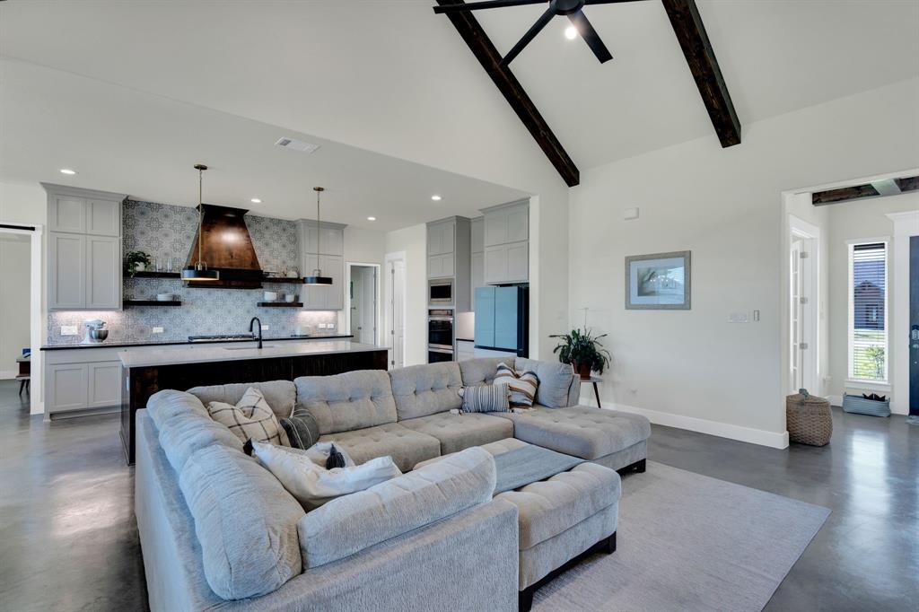 WATERFALL RANCH ESTS PH 1 - Residential