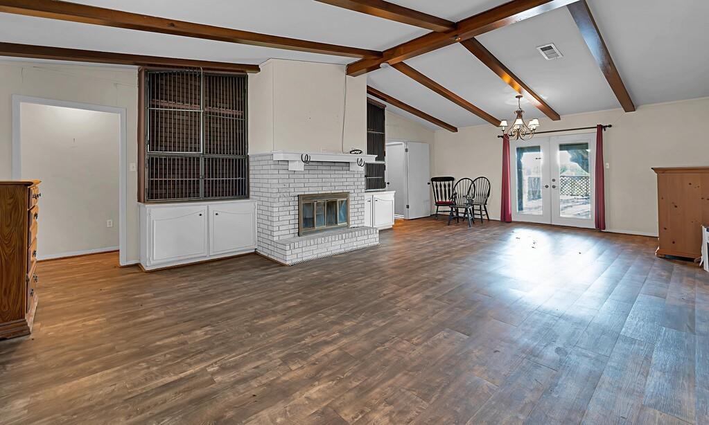 Martinez M - Residential