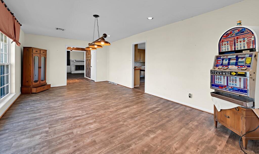 Martinez M - Residential