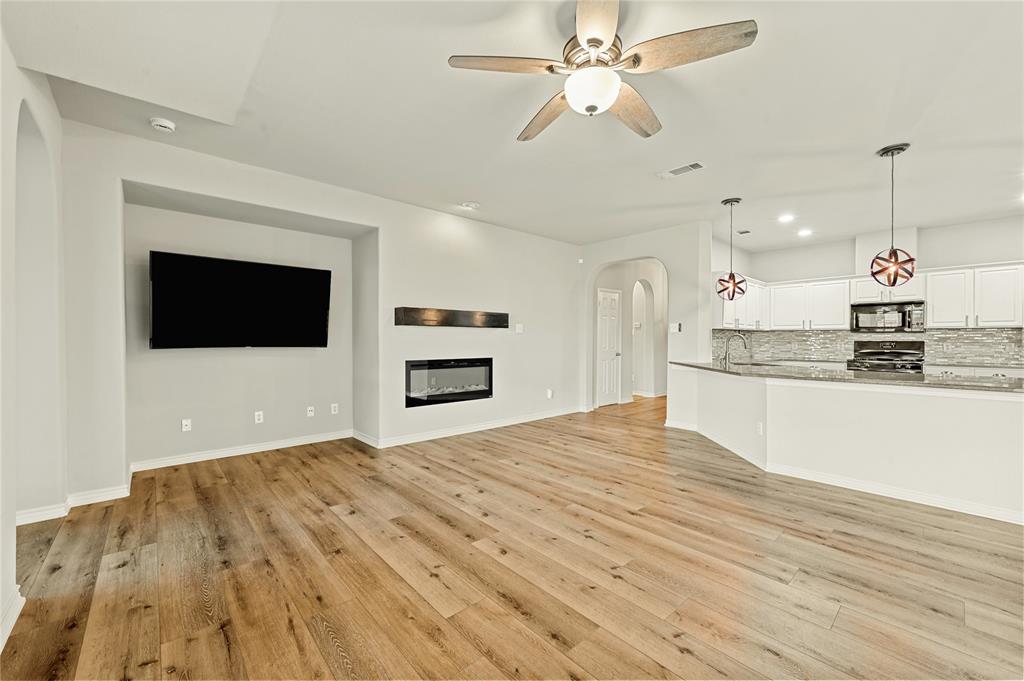 Little Elm, Texas 75068, United States, 3 Bedrooms Bedrooms, ,2 BathroomsBathrooms,Residential,Pending,8507