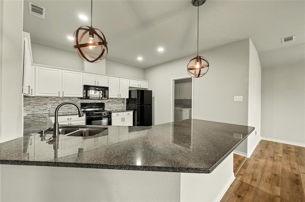 Little Elm, Texas 75068, United States, 3 Bedrooms Bedrooms, ,2 BathroomsBathrooms,Residential,Pending,8507