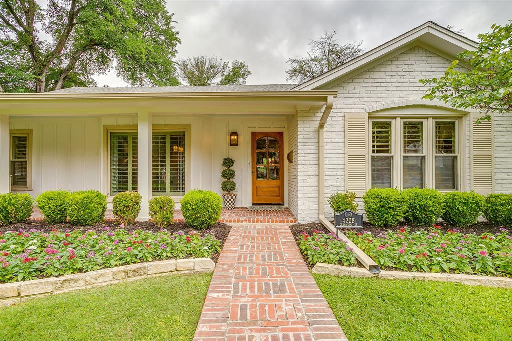 4208 Glenwood Drive