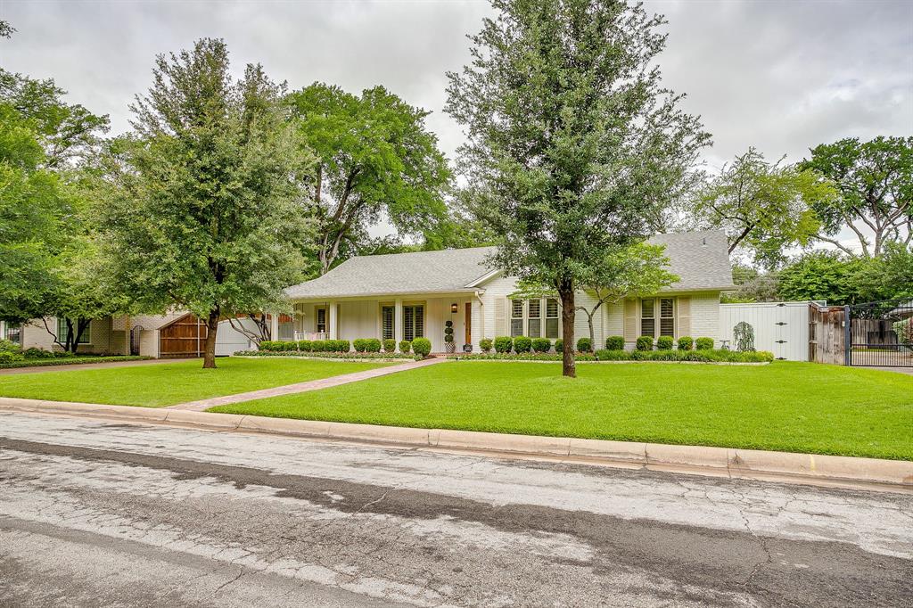 4208 Glenwood Drive