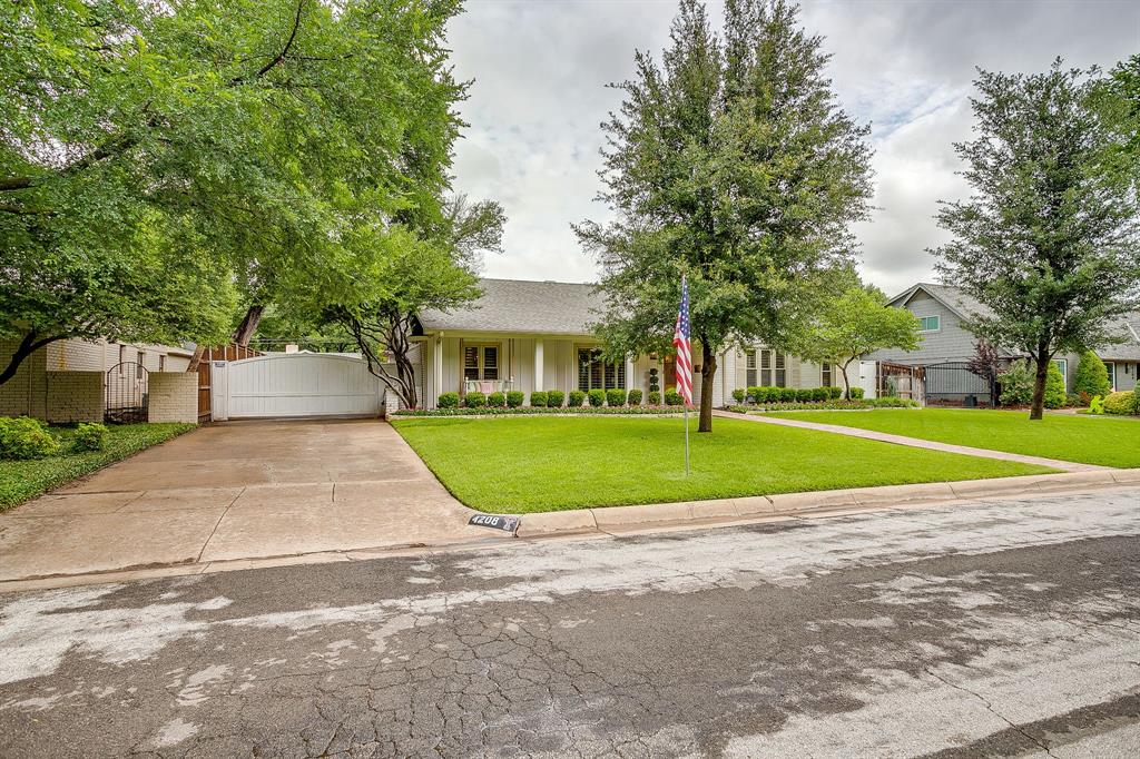 4208 Glenwood Drive