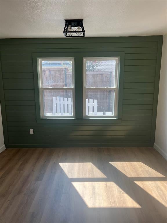 422 Goshen W - Photo 4