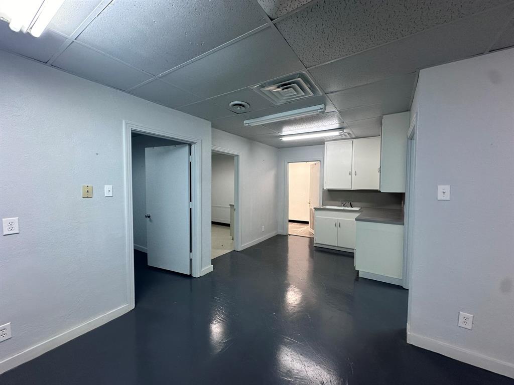 Town - Commercial Lease