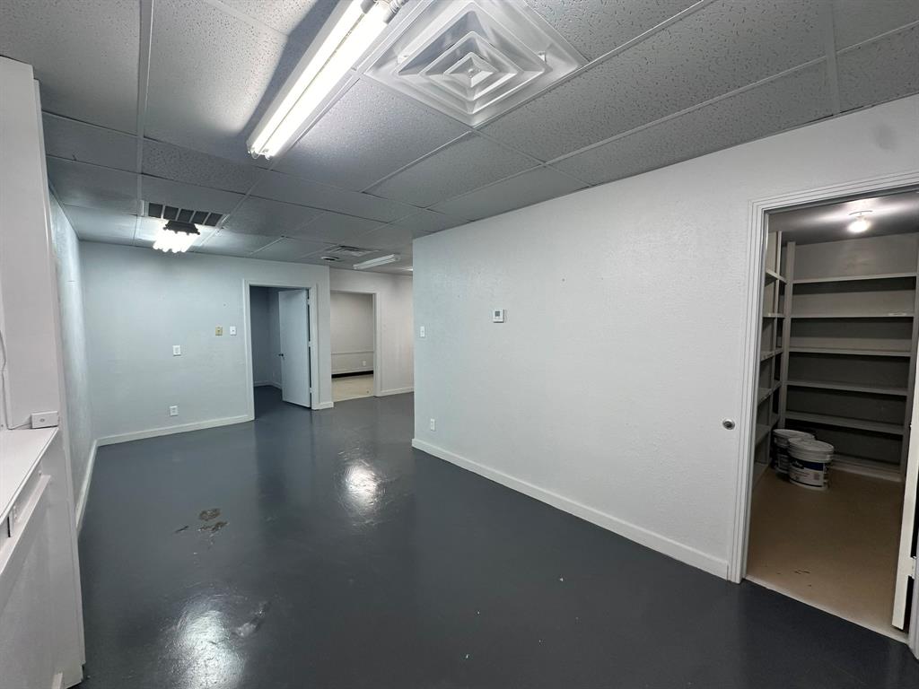 Town - Commercial Lease