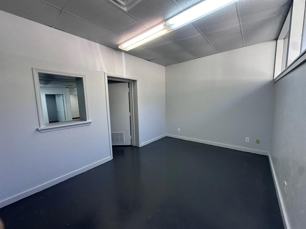 Town - Commercial Lease