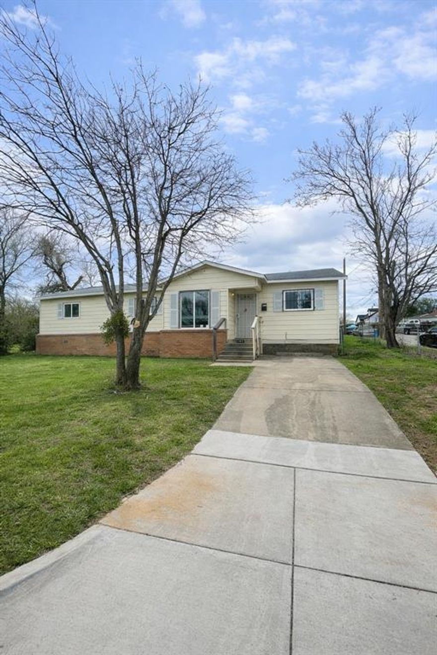 This property presents an exceptional opportunity for families or investors alike. Located within the Fort Worth Independent School District, nearby schools include Maude I. Logan Elementary School, Phalen Leadership Academy at James Martin Jacquet (Middle School), and Dunbar High School — offering convenient access to education for children of all ages.
The home is also well-positioned near Fort Worth’s network of parks and recreational spaces managed by the City’s Park & Recreation Department, local library branches such as the East Berry Library, and community facilities like nearby community centers that support resident activities and events.
This property offers strong investment potential thanks to its sizable footprint, proximity to key local amenities, and the rental demand in the central Fort Worth area. Whether you’re seeking a long-term family residence or a high-yield rental asset, 1413 Lindsay Street stands out as a smart buy in a neighborhood with growth prospects.