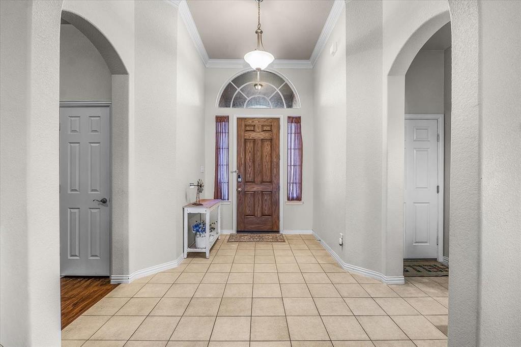 5012 Pheasant Run Drive