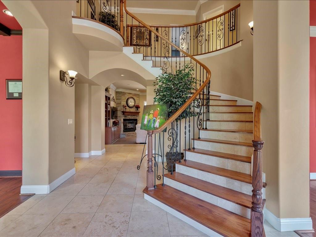 210 Autumn Lake Drive