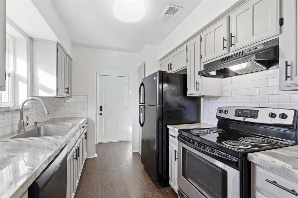 Overland Stage Estates - Residential Lease