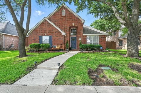 1693 Castle Rock Drive Lewisville TX 75077
