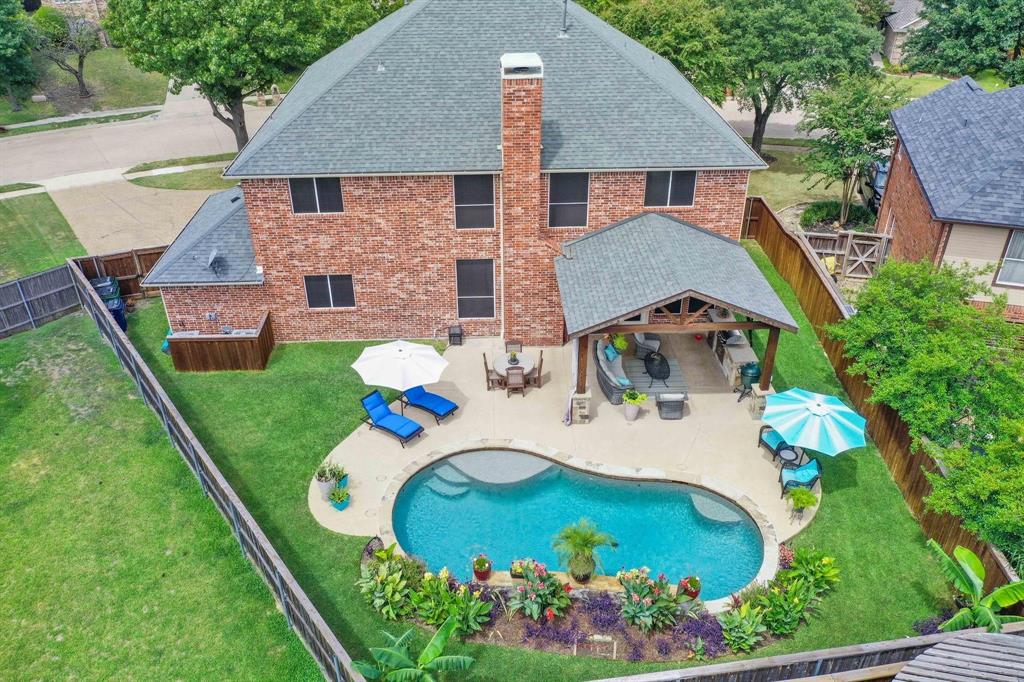 1609 Willow Lane