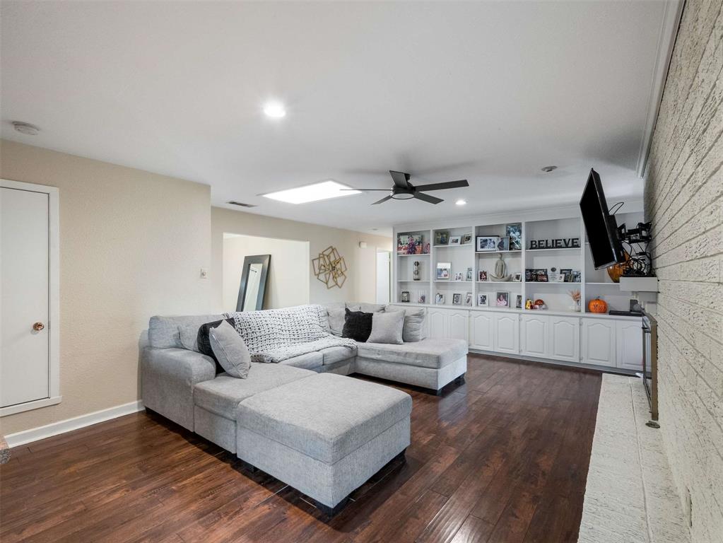 Country Club Estates - Residential