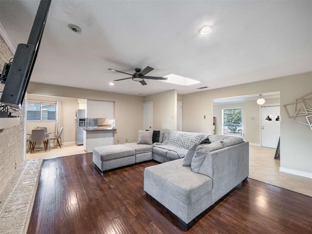 Country Club Estates - Residential