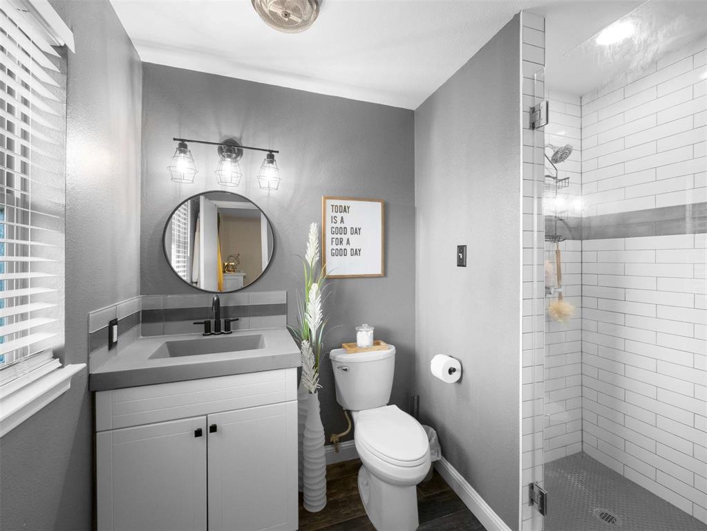 Country Club Estates - Residential