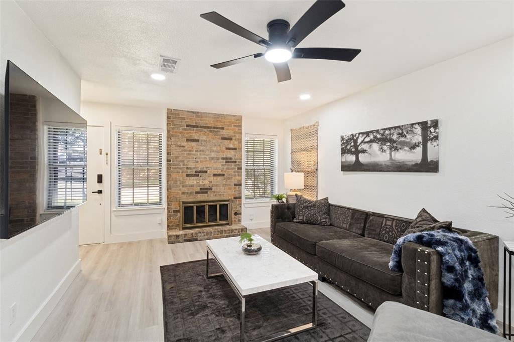 10635 Stone Canyon Road 19