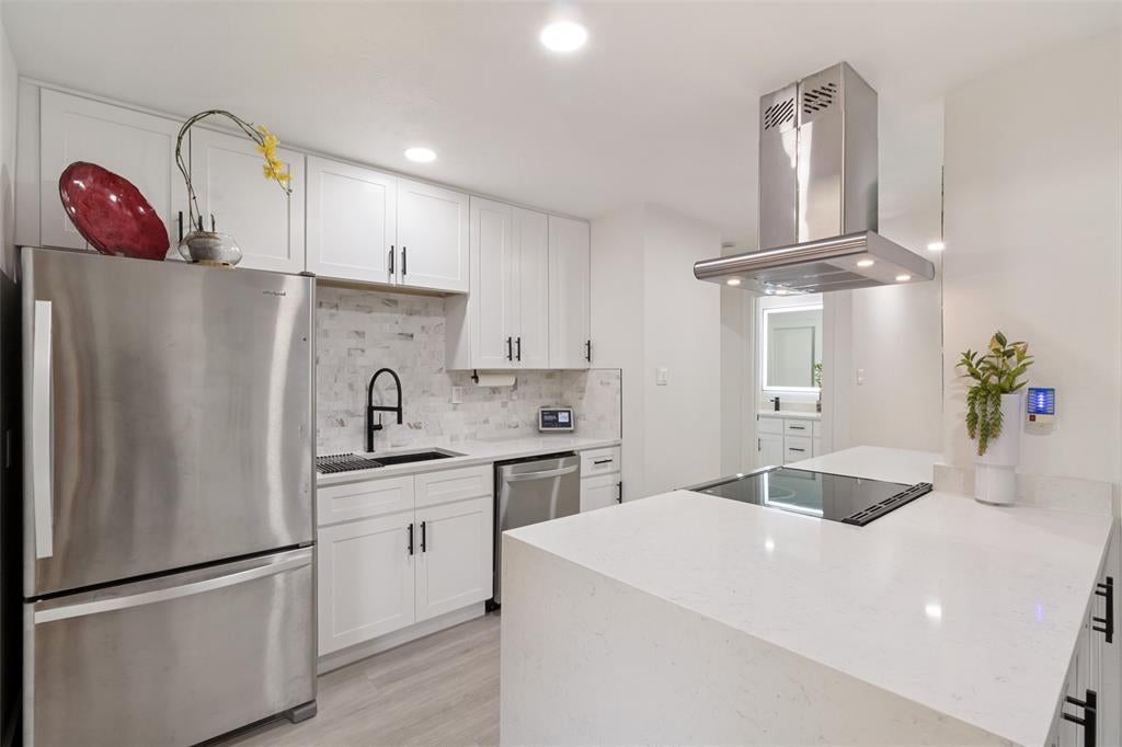 10635 Stone Canyon Road 19