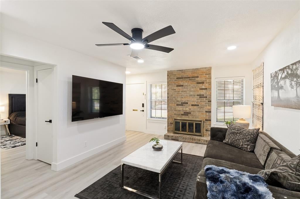 10635 Stone Canyon Road 19