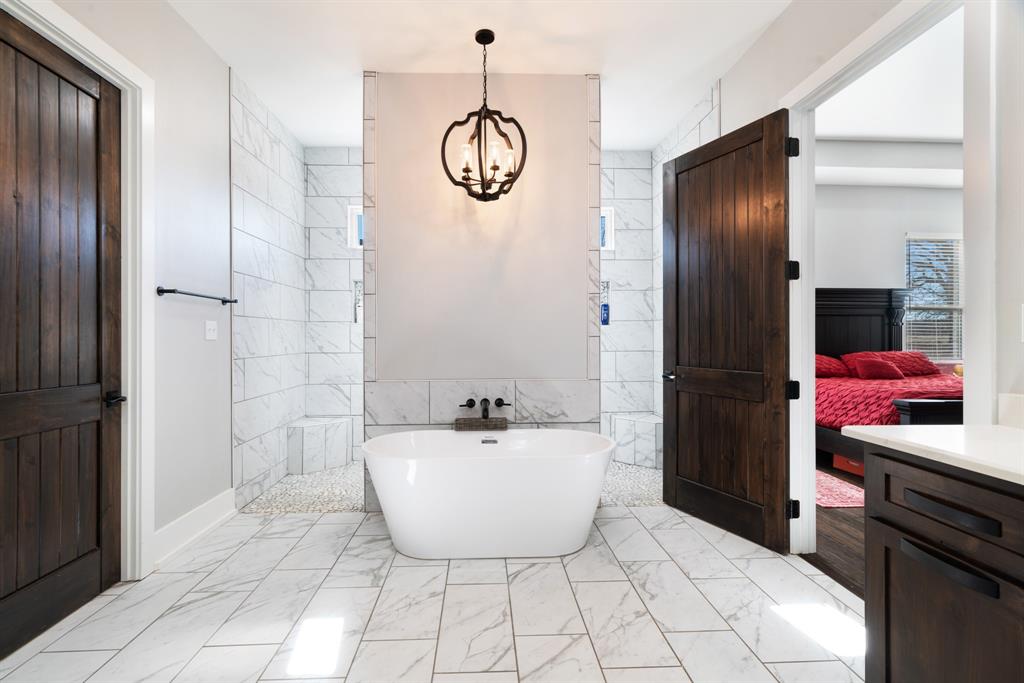 QUAIL HOLLOW ESTATES - Residential